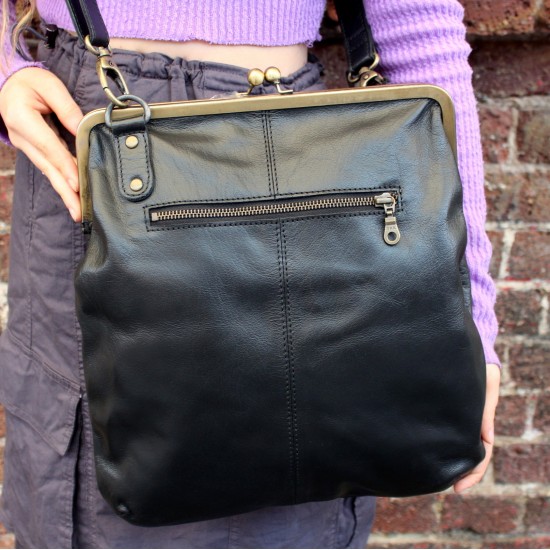 Malaga Large Clipframe Bag Black